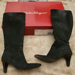 Ferragamo ultra classic black knee-high leather boots with original box